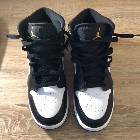 Nike Other - Nike Air Jordan 1s. No Box. Like new.